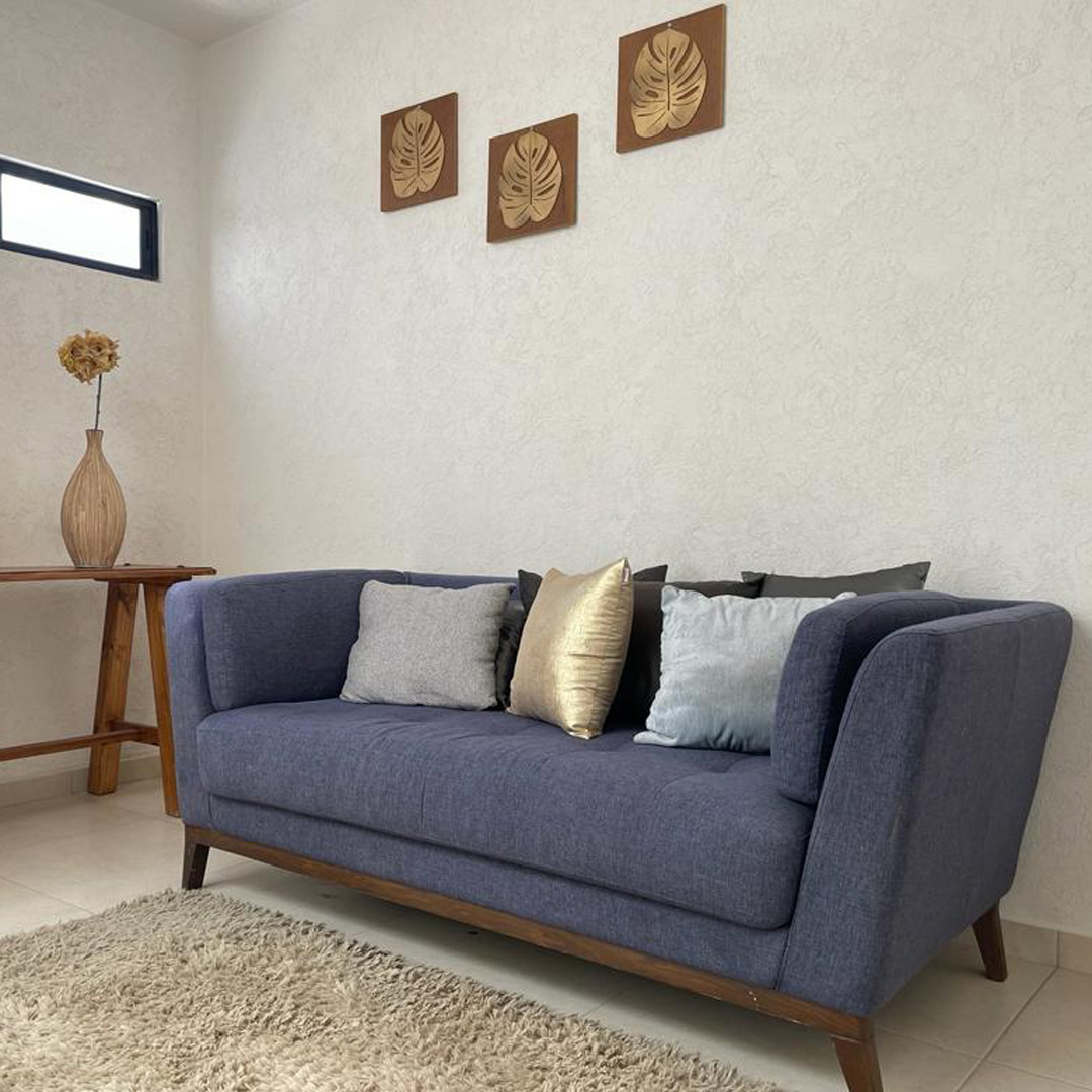 Nogal C11, en Vialba, sala de TV